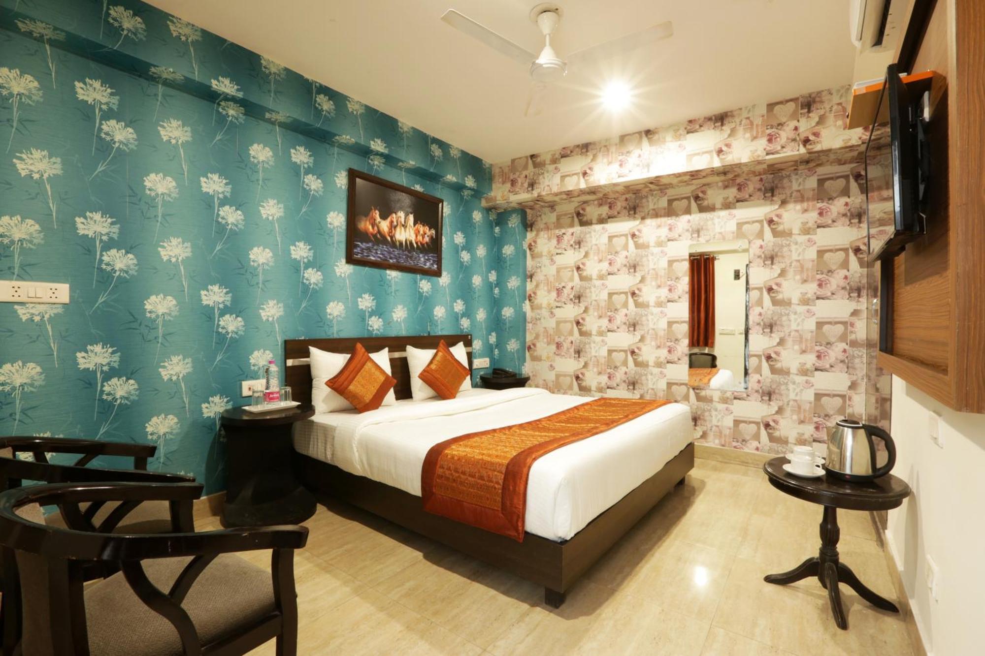Hotel Sky View At Airport Nuova Delhi Esterno foto