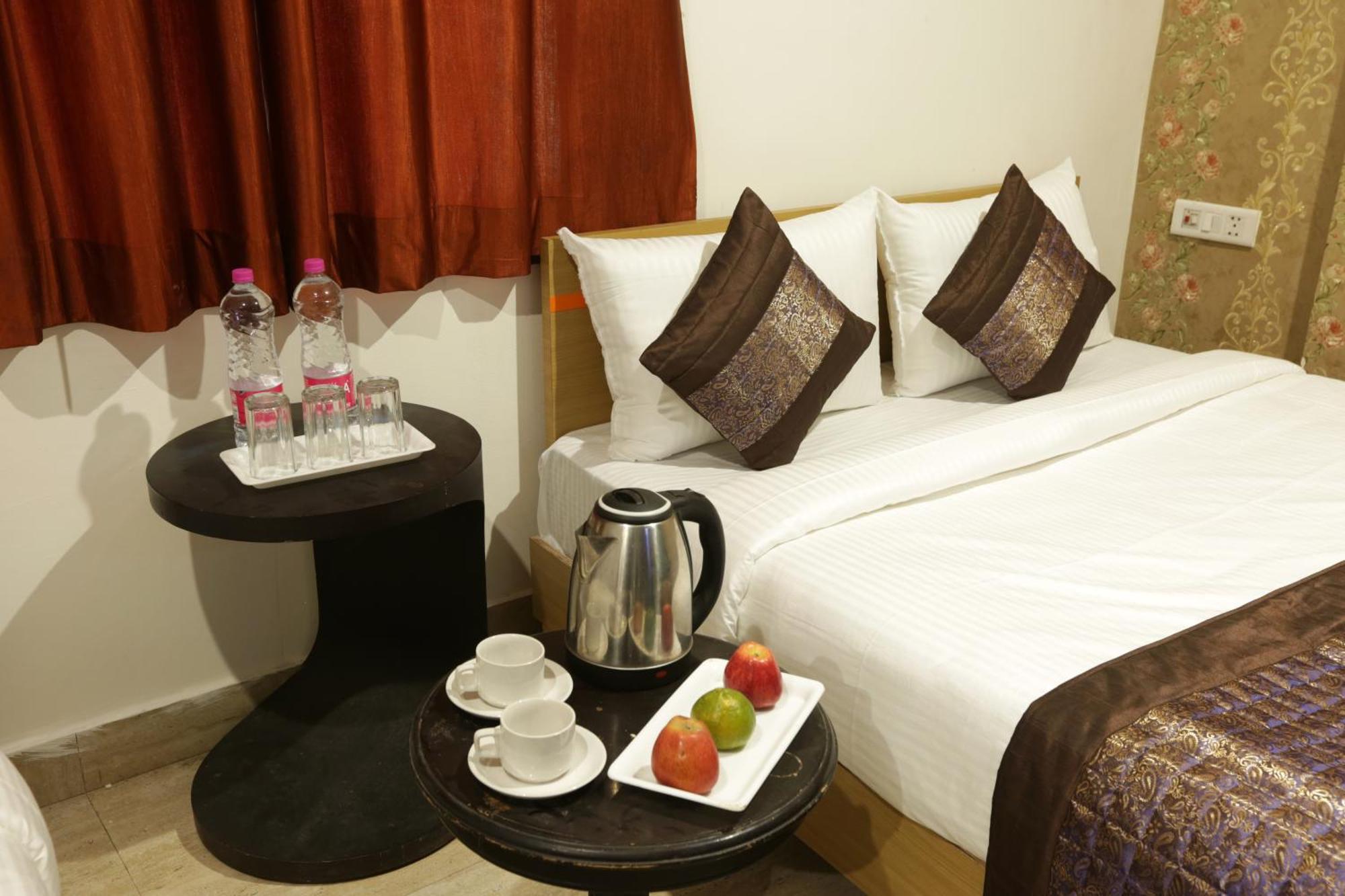 Hotel Sky View At Airport Nuova Delhi Esterno foto