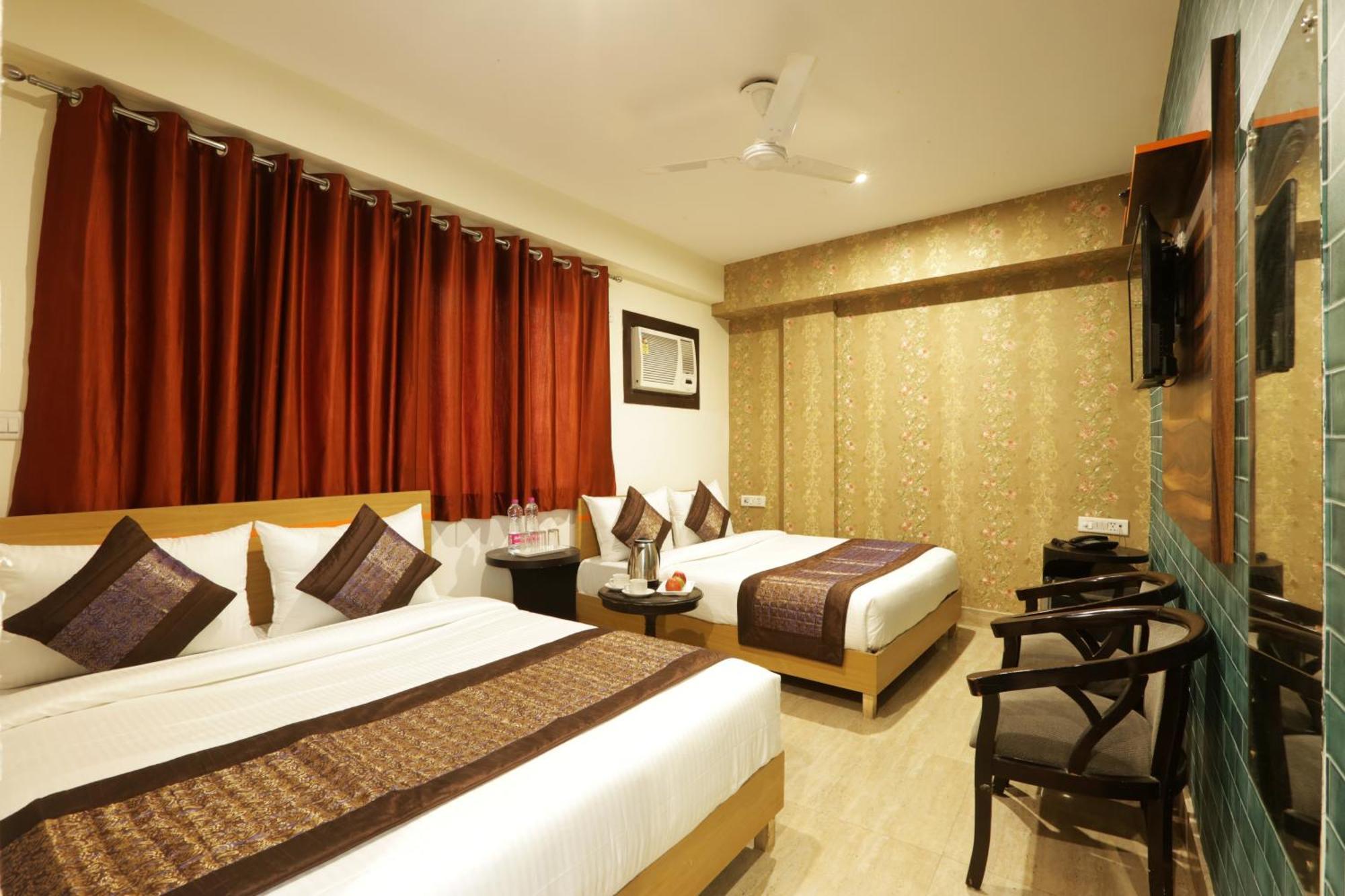 Hotel Sky View At Airport Nuova Delhi Esterno foto