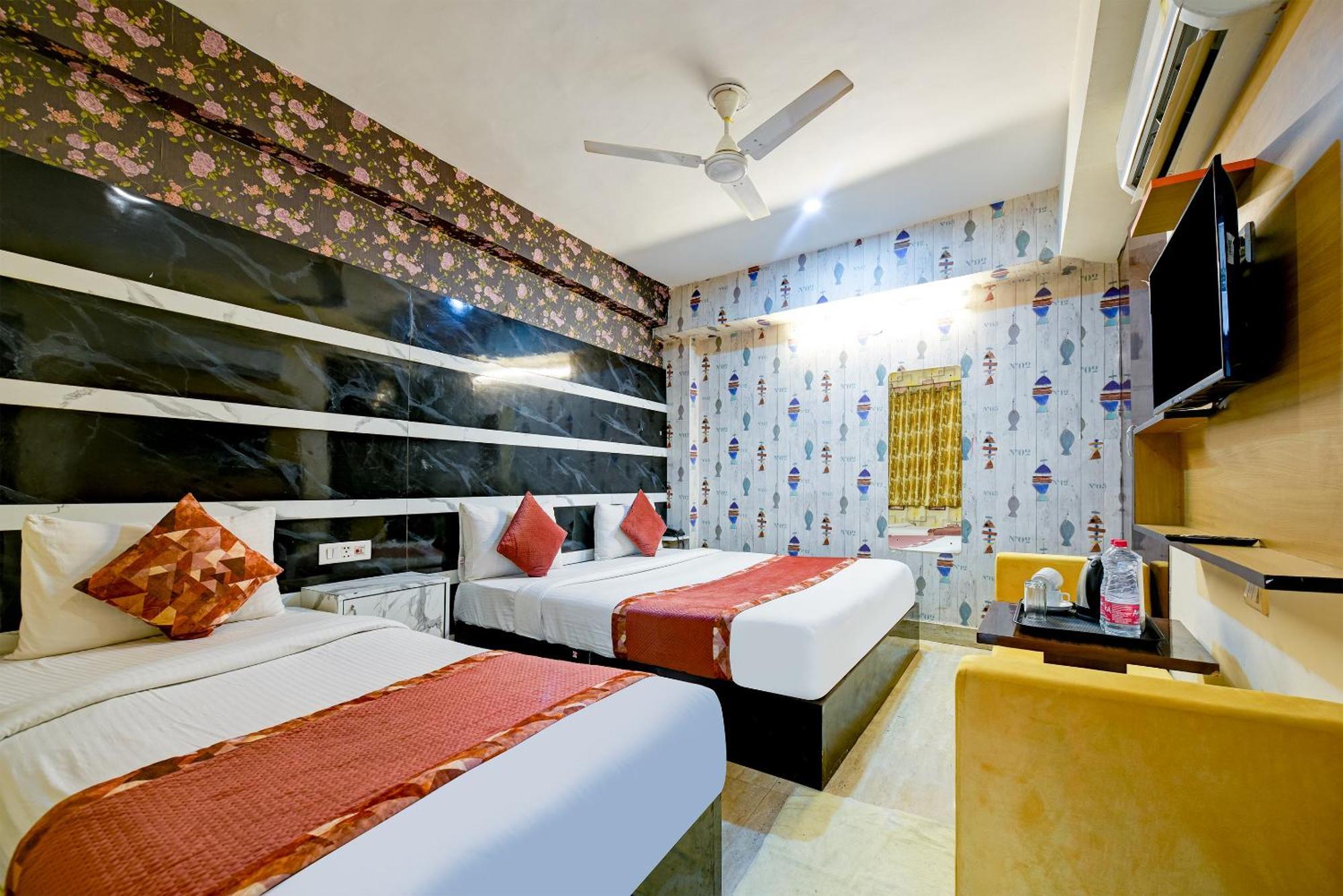 Hotel Sky View At Airport Nuova Delhi Esterno foto